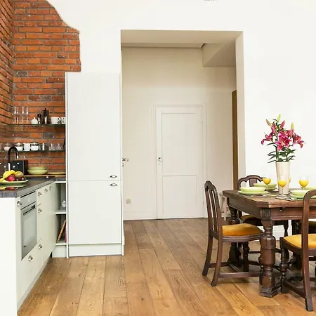 Old Town Brigue By Otium Appartement